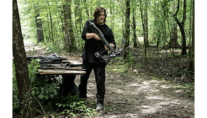 The Walking Dead : Të vdekurit e gjallë 10x11